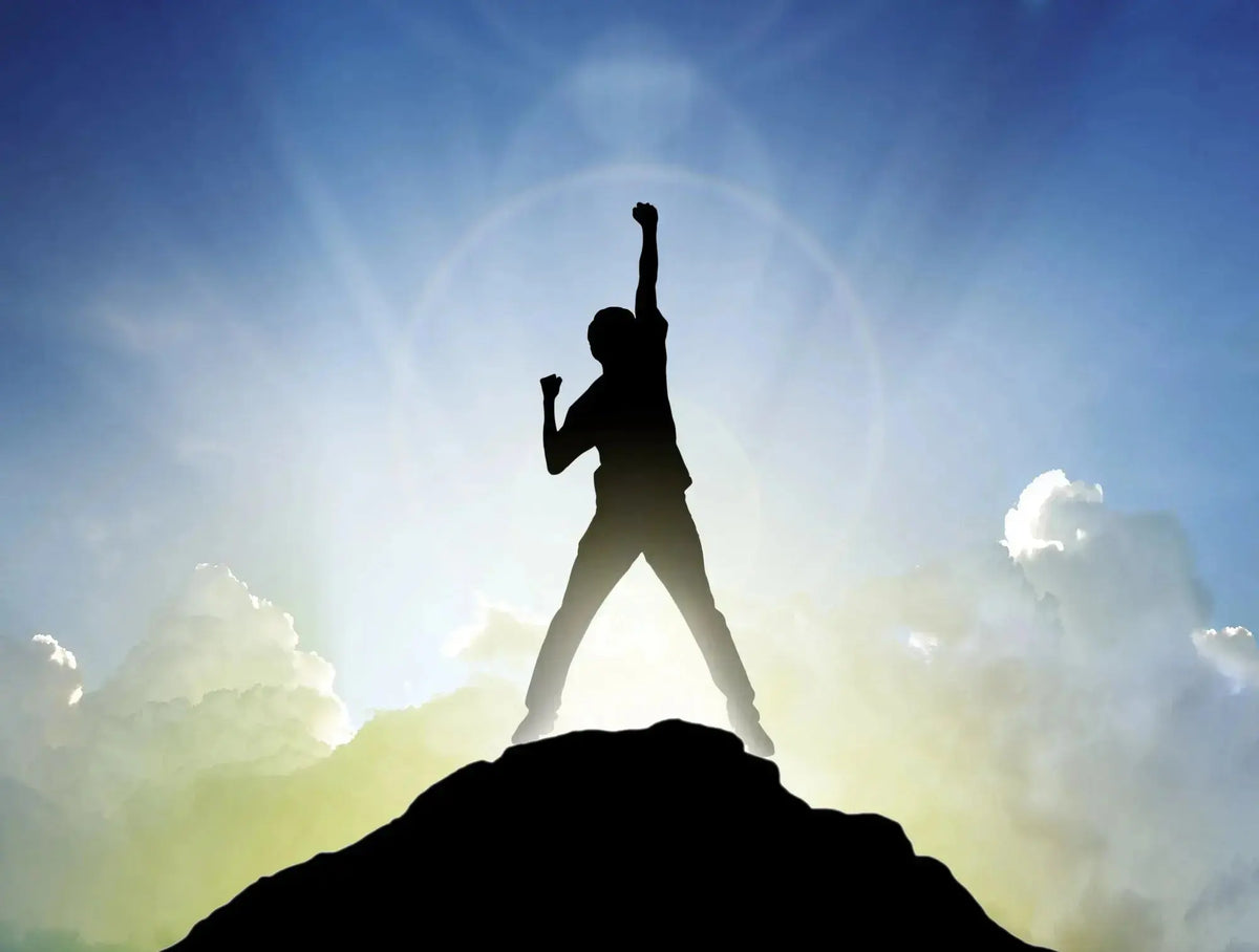 Resume Help: 7 Expert Tips to Create a Standout Resume Quickly CVeezy